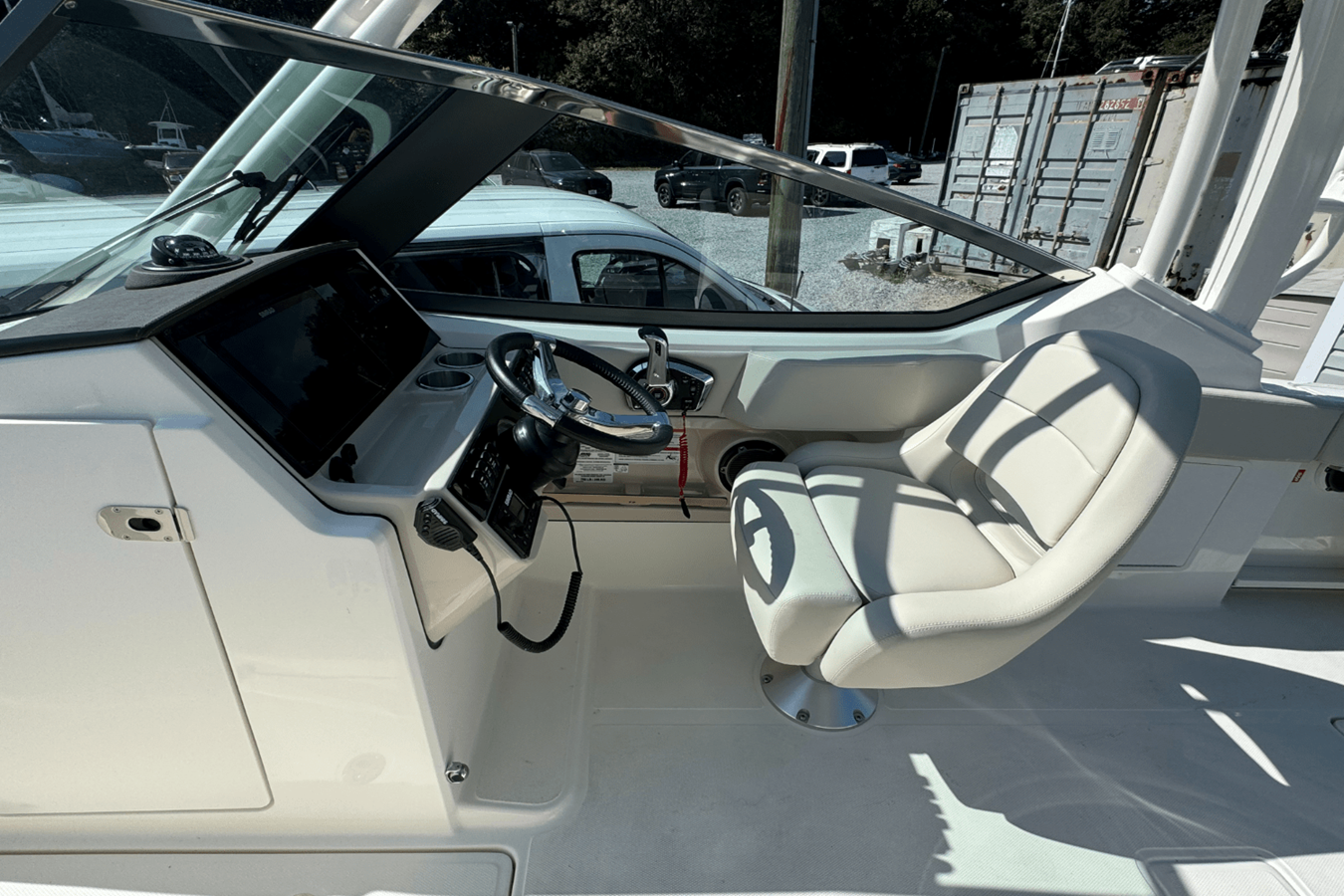 BOSTON WHALER 240 VANTAGE, photo 17