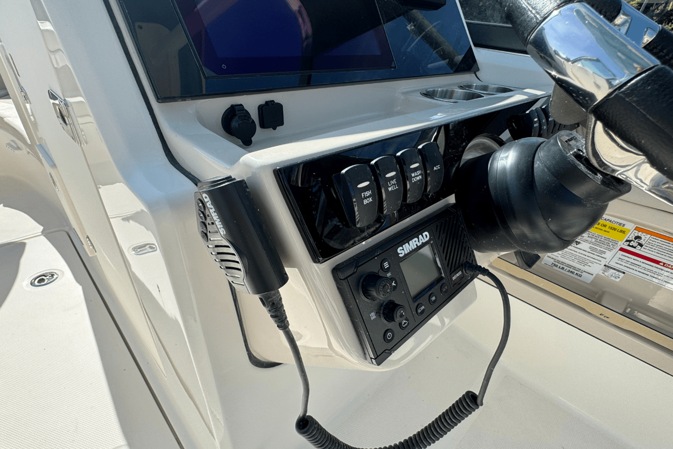 BOSTON WHALER 240 VANTAGE, photo 19