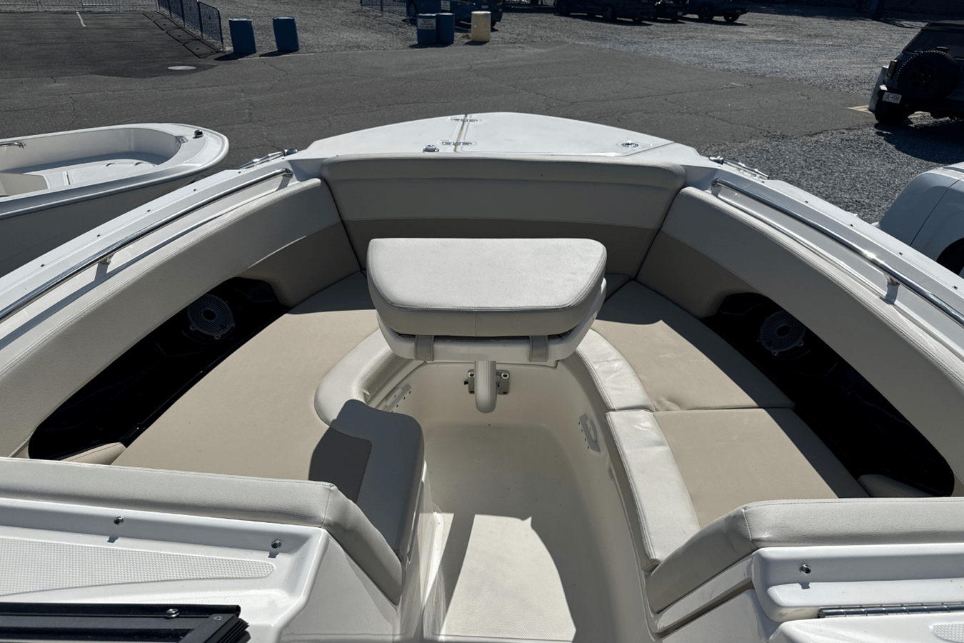 BOSTON WHALER 240 VANTAGE, photo 29