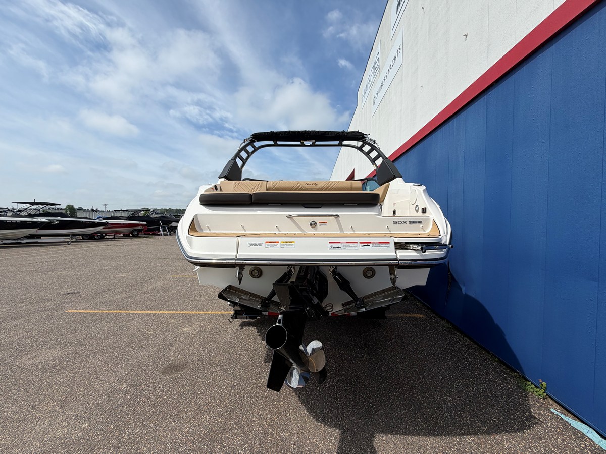 SEA RAY SDX 230 SURF, photo 7