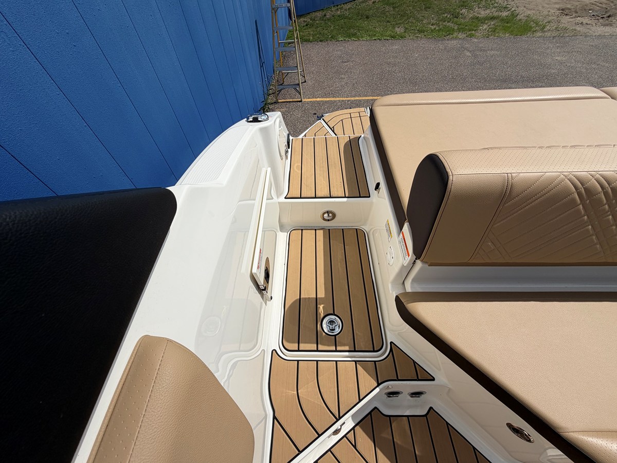 SEA RAY SDX 230 SURF, photo 17