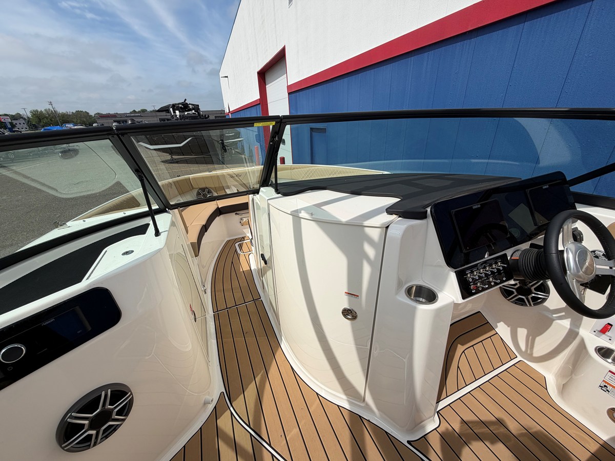 SEA RAY SDX 230 SURF, photo 35