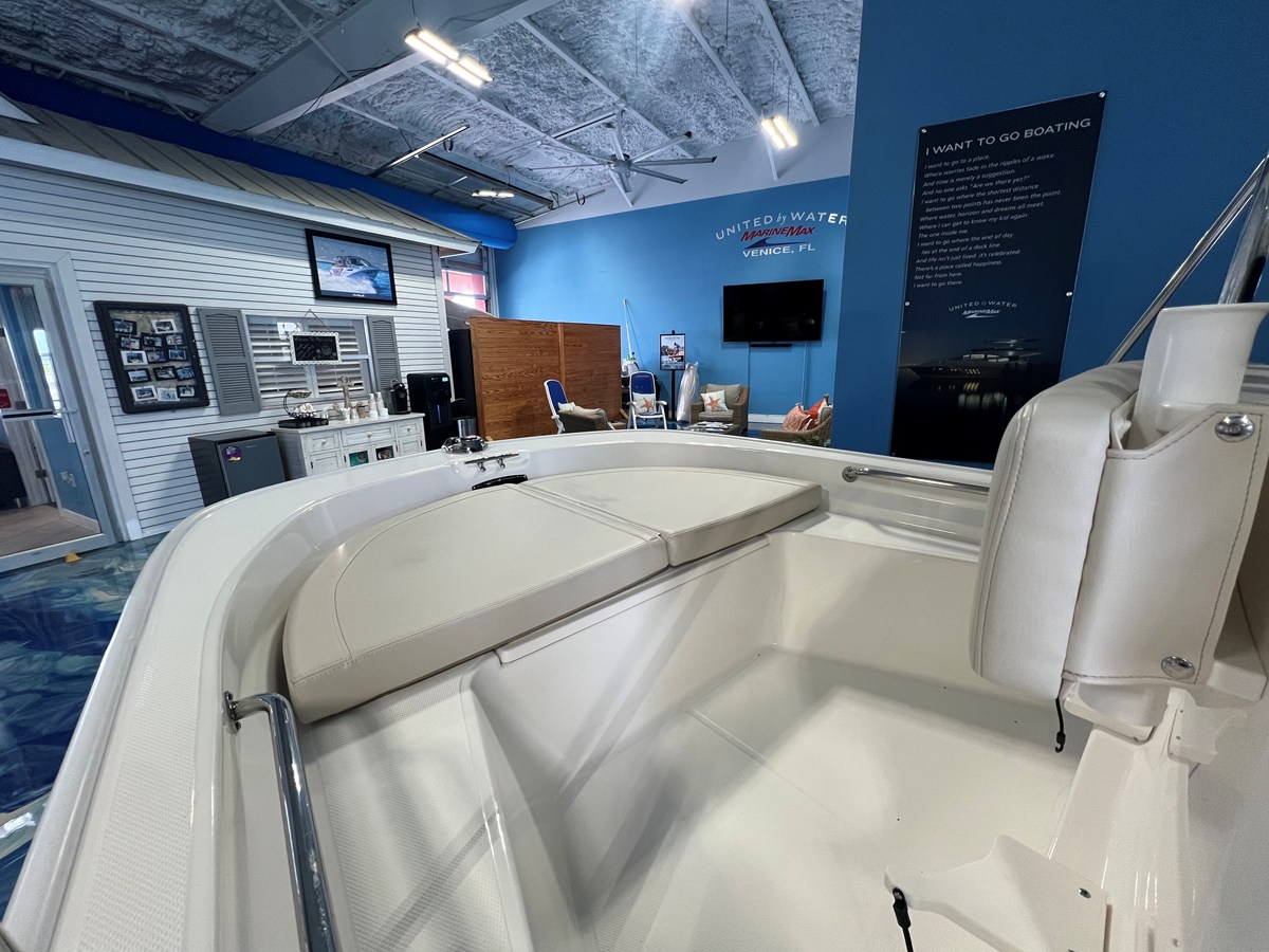 BOSTON WHALER 150 MONTAUK, photo 11