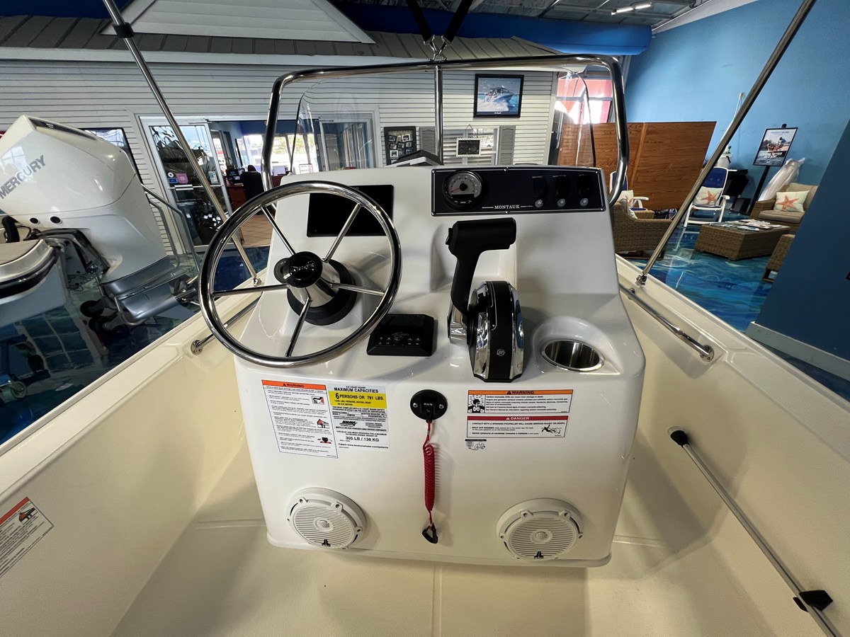 BOSTON WHALER 150 MONTAUK, photo 19