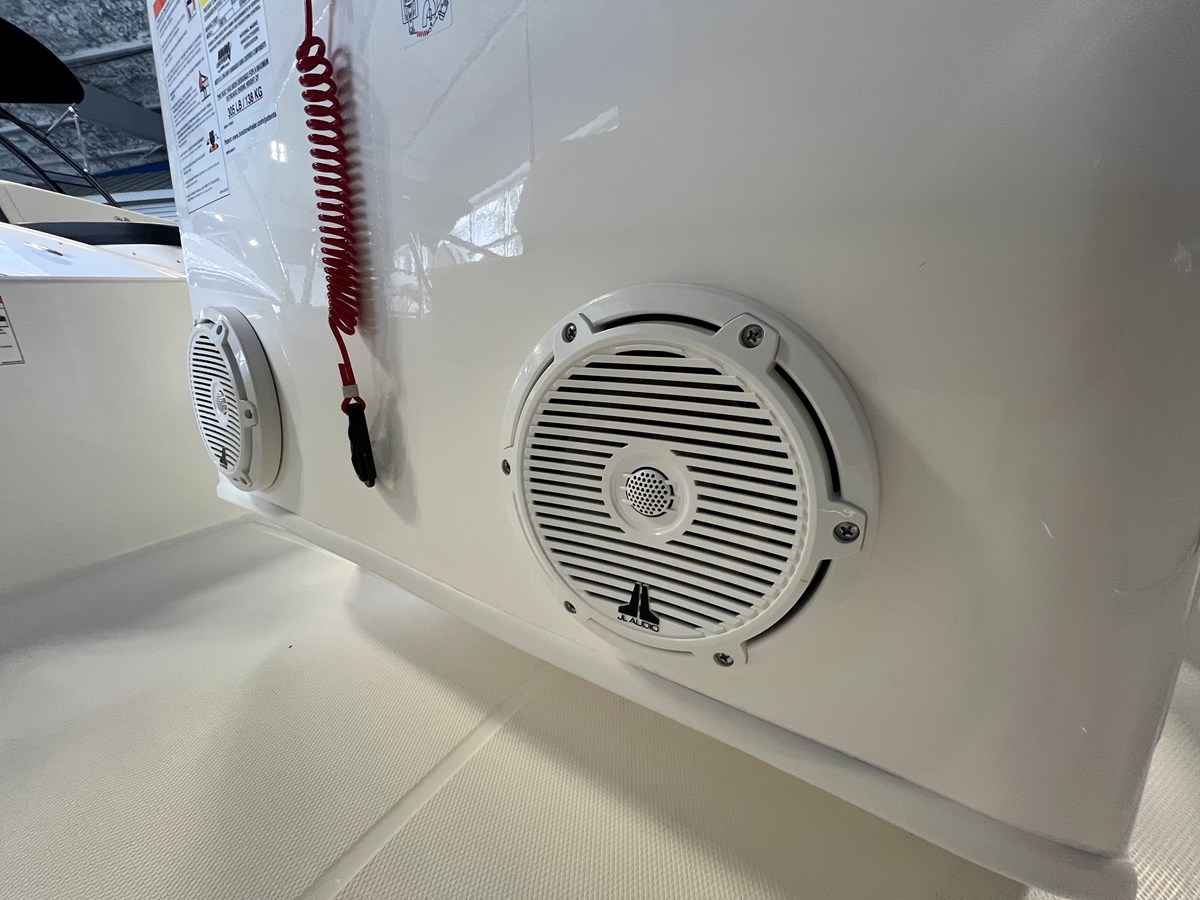 BOSTON WHALER 150 MONTAUK, photo 24