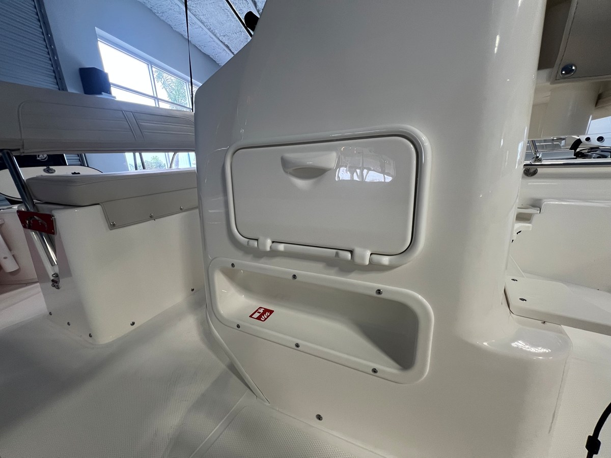 BOSTON WHALER 150 MONTAUK, photo 25