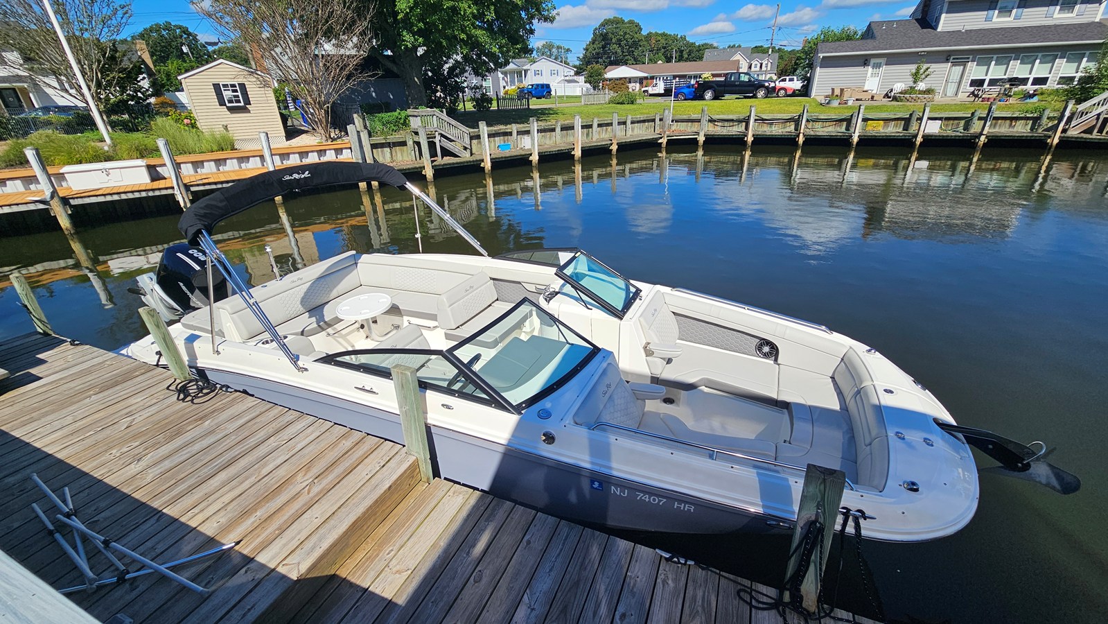 Sea Ray 270 SDX OB — 2022 Sea Ray 270 SDX OB — photo 3
