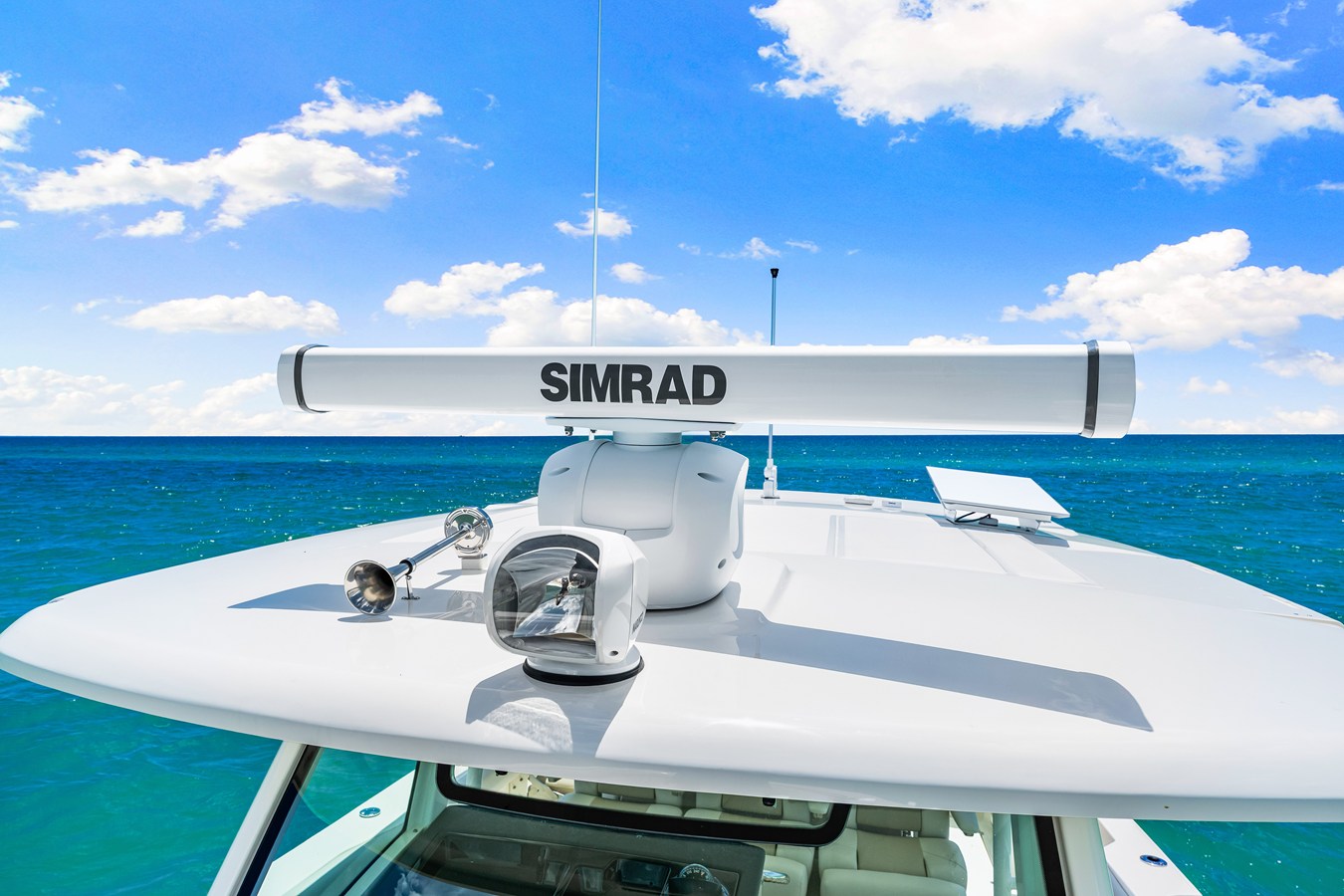 BOSTON WHALER 380 OUTRAGE, photo 16