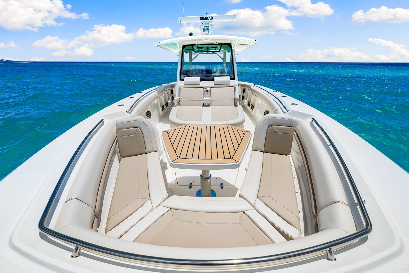 BOSTON WHALER 380 OUTRAGE, photo 20