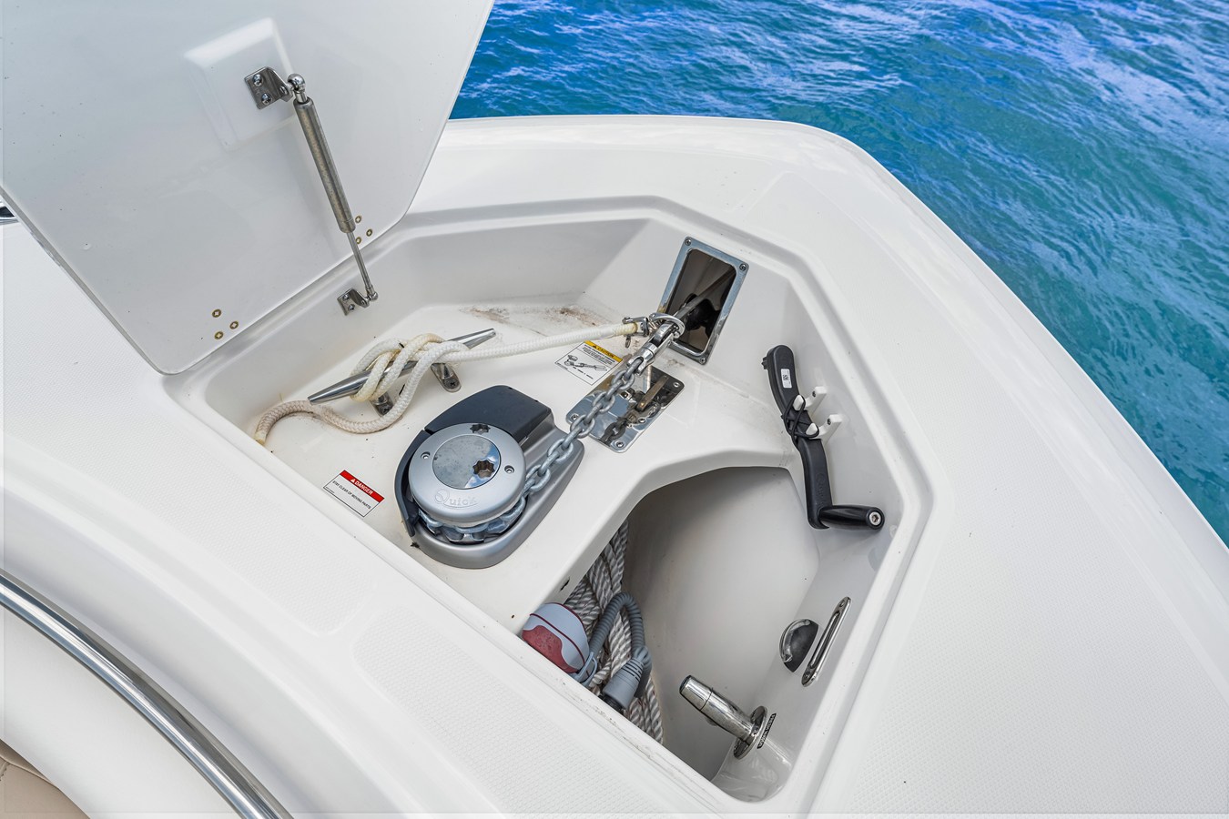 BOSTON WHALER 380 OUTRAGE, photo 23