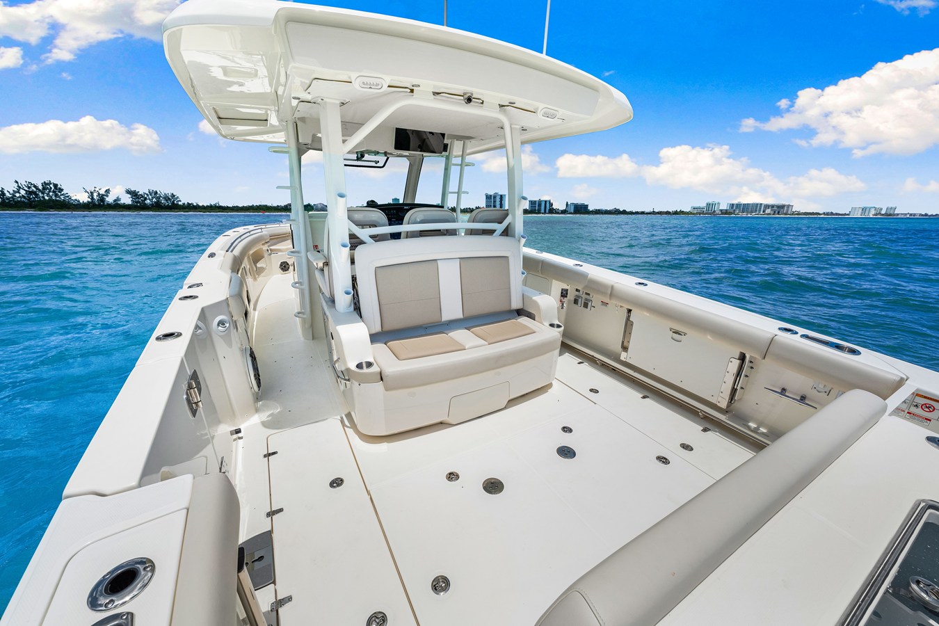 BOSTON WHALER 380 OUTRAGE, photo 43