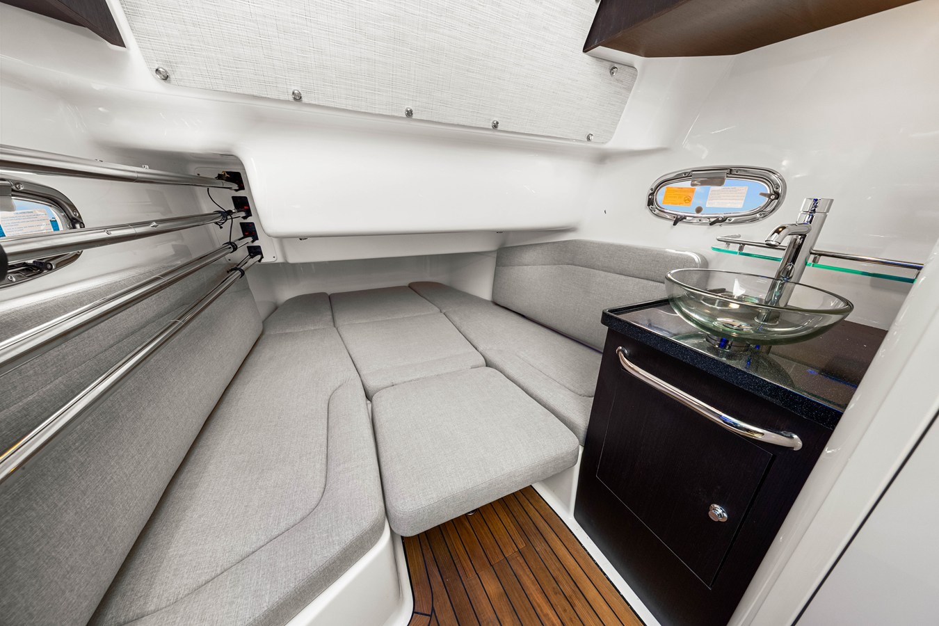 BOSTON WHALER 380 OUTRAGE, photo 72