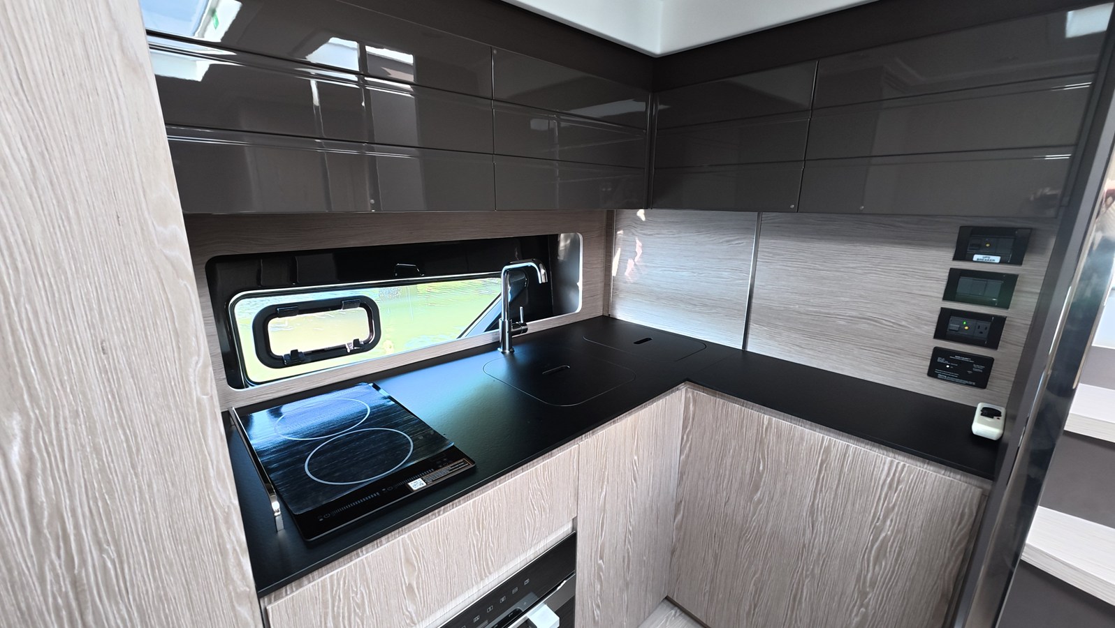 AZIMUT ATLANTIS 45, photo 67