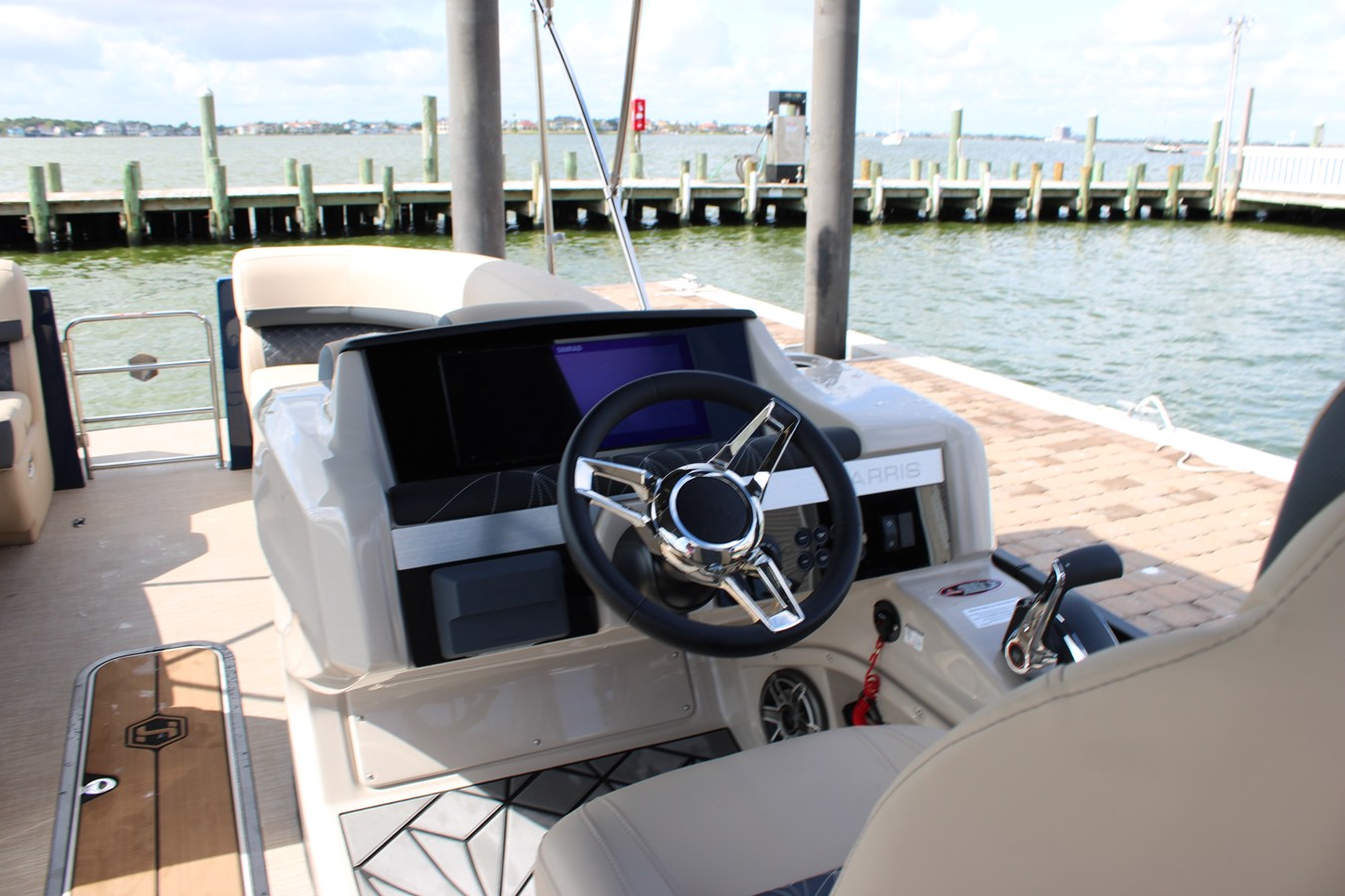 HARRIS GRAND MARINER 230, photo 24