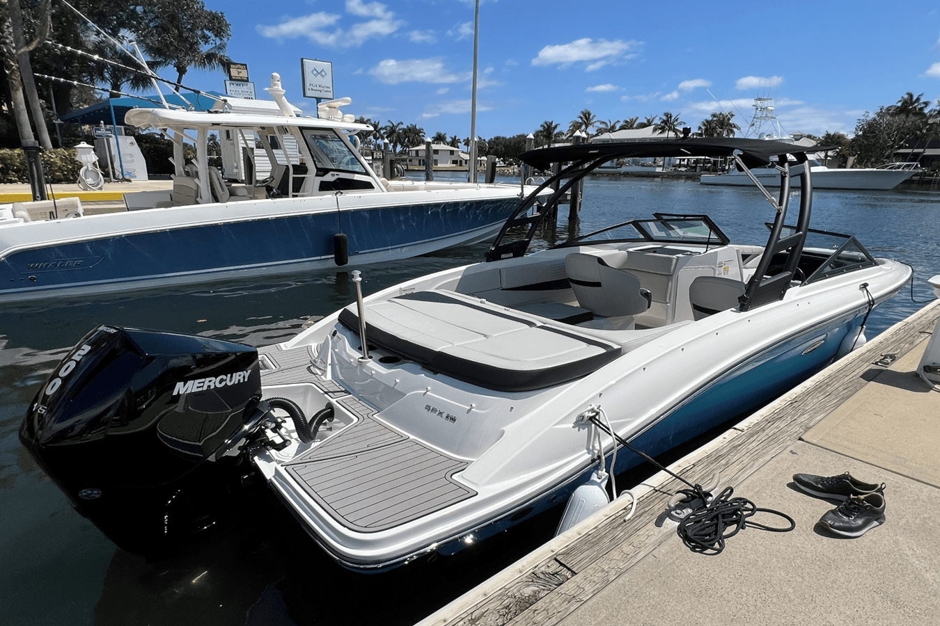 Sea Ray SPX 210 Outboard — 2023 Sea Ray SPX 210 Outboard — photo 4