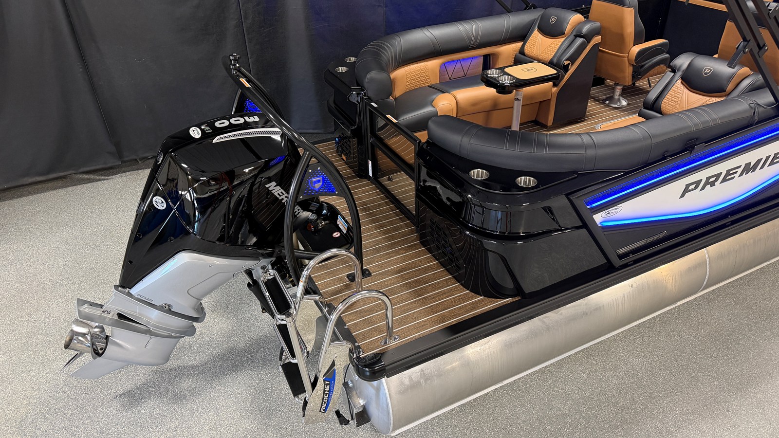 PREMIER 250 INTRIGUE, photo 6