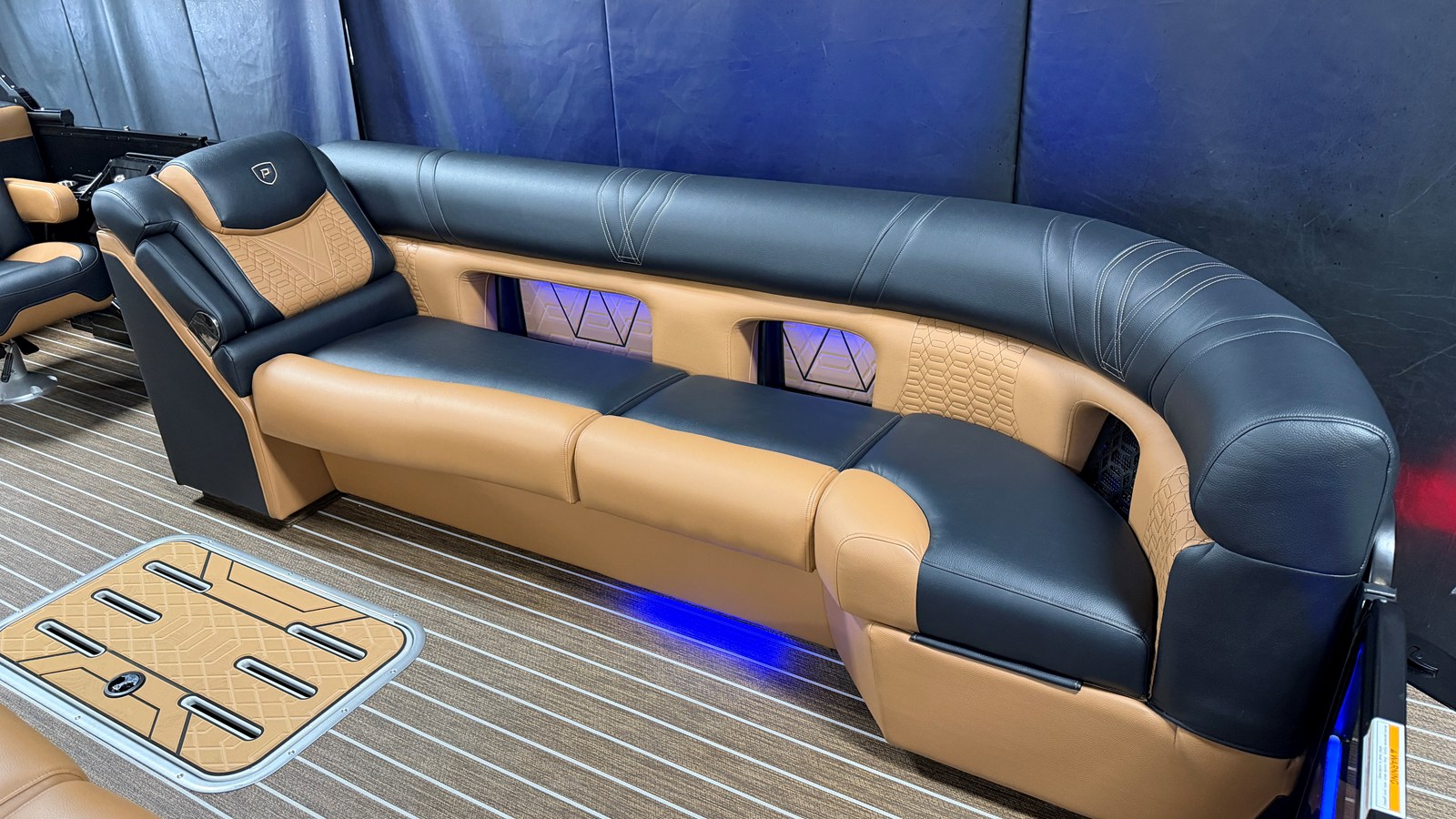 PREMIER 250 INTRIGUE, photo 26