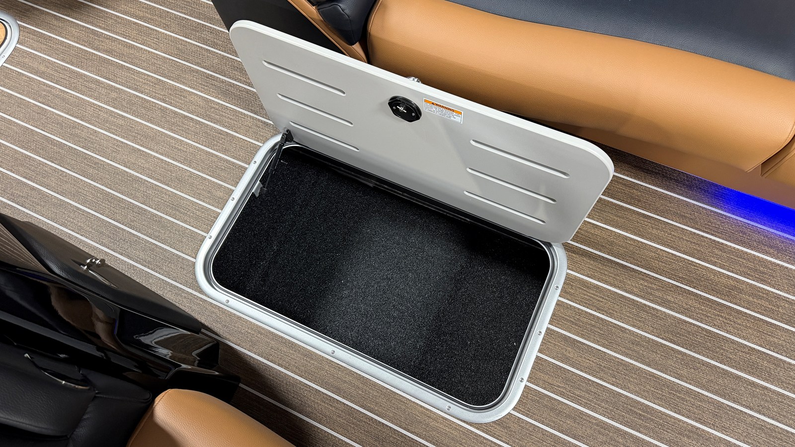 PREMIER 250 INTRIGUE, photo 40