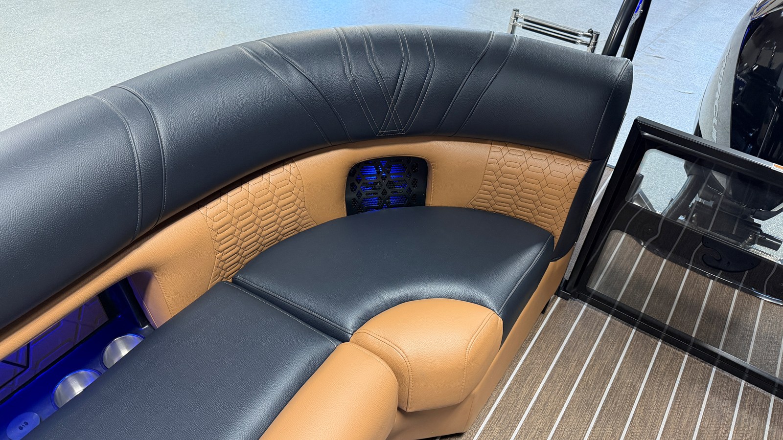 PREMIER 250 INTRIGUE, photo 73