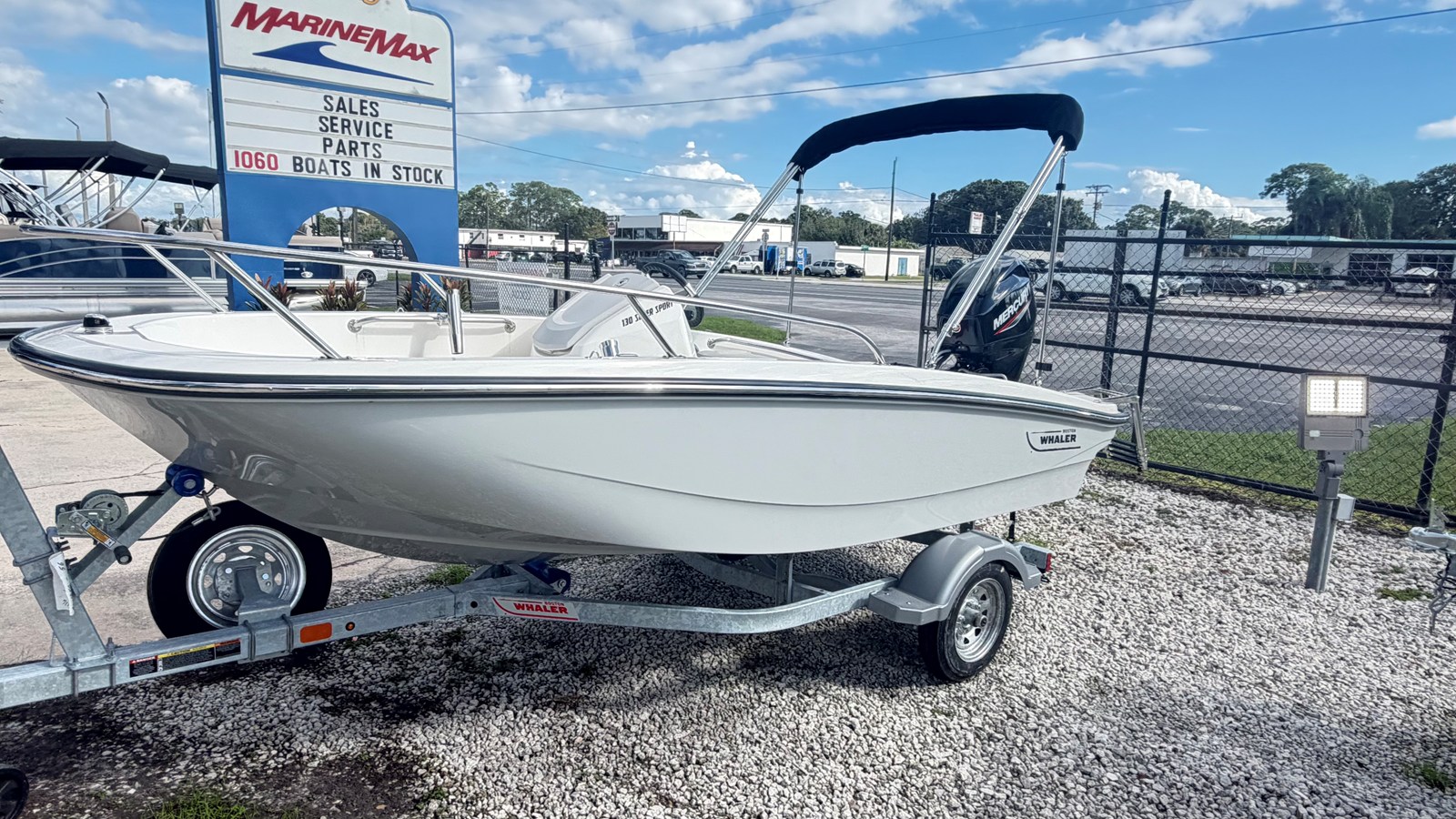 Boston Whaler 130 Super Sport — 2027 Boston Whaler 130 Super Sport — photo 3