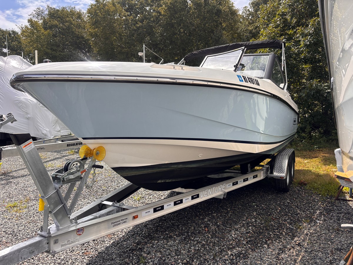 Boston Whaler 210 VANTAGE — 2026 Boston Whaler 210 Vantage — photo 5