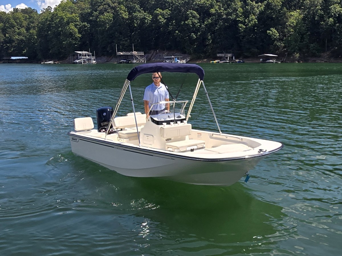 BOSTON WHALER 170 MONTAUK, photo 4