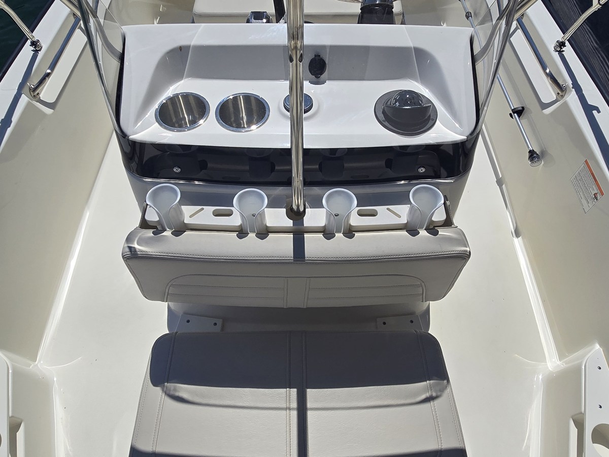 BOSTON WHALER 170 MONTAUK, photo 22