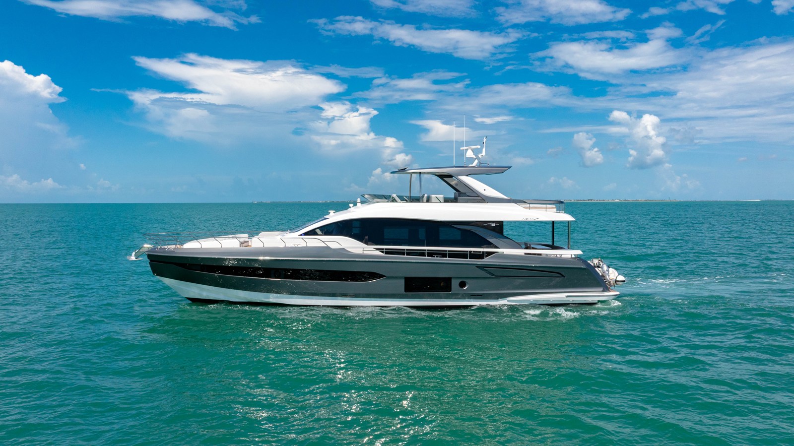Azimut FLY 78 — 2025 Azimut Yachts FLY 78
