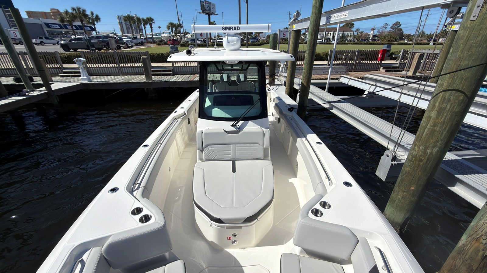 BOSTON WHALER 330 OUTRAGE, photo 15