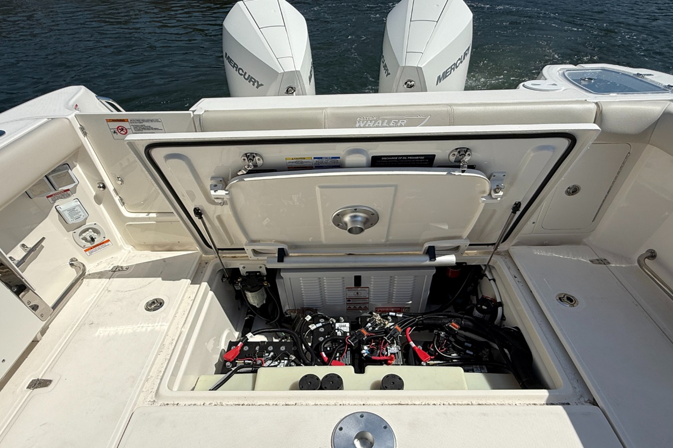 BOSTON WHALER 285 CONQUEST, photo 10
