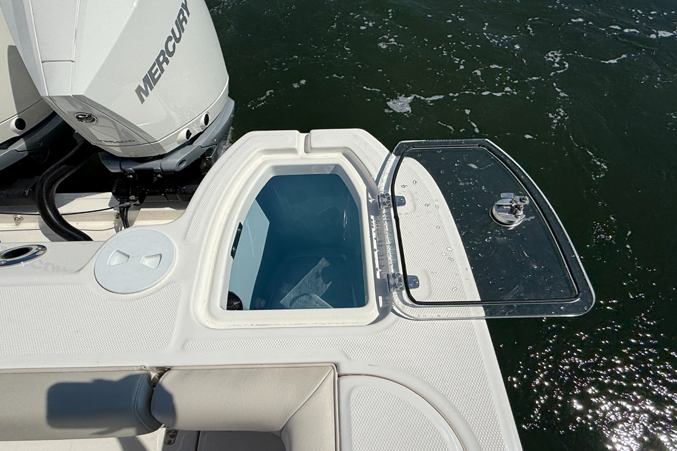 BOSTON WHALER 285 CONQUEST, photo 14