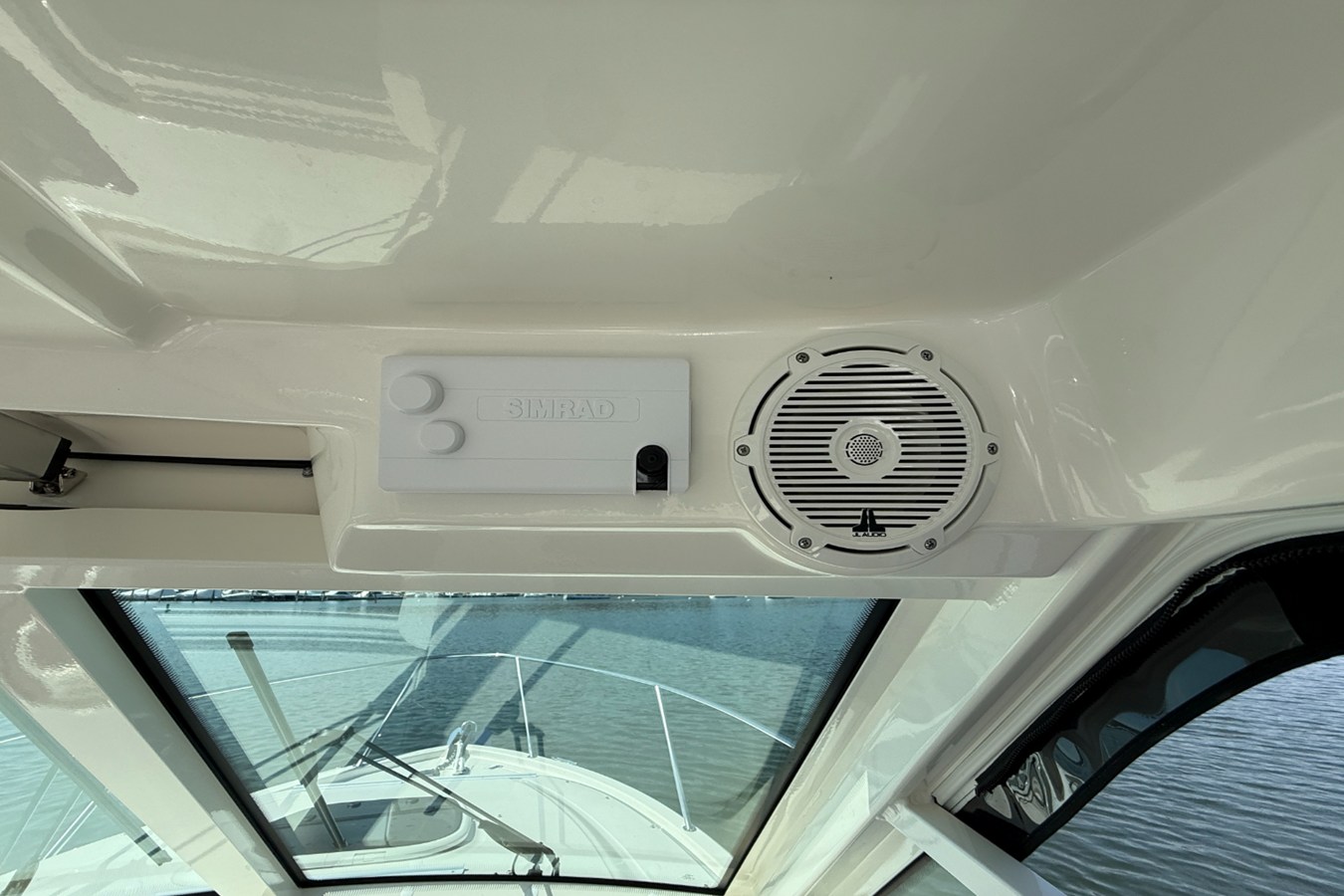 BOSTON WHALER 285 CONQUEST, photo 28