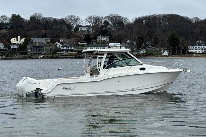 BOSTON WHALER 285 CONQUEST — 2026 Boston Whaler 285 Conquest