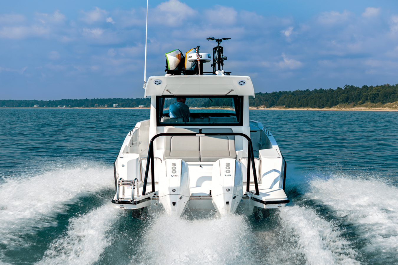 CRUISERS YACHTS 38 VTR, photo 4
