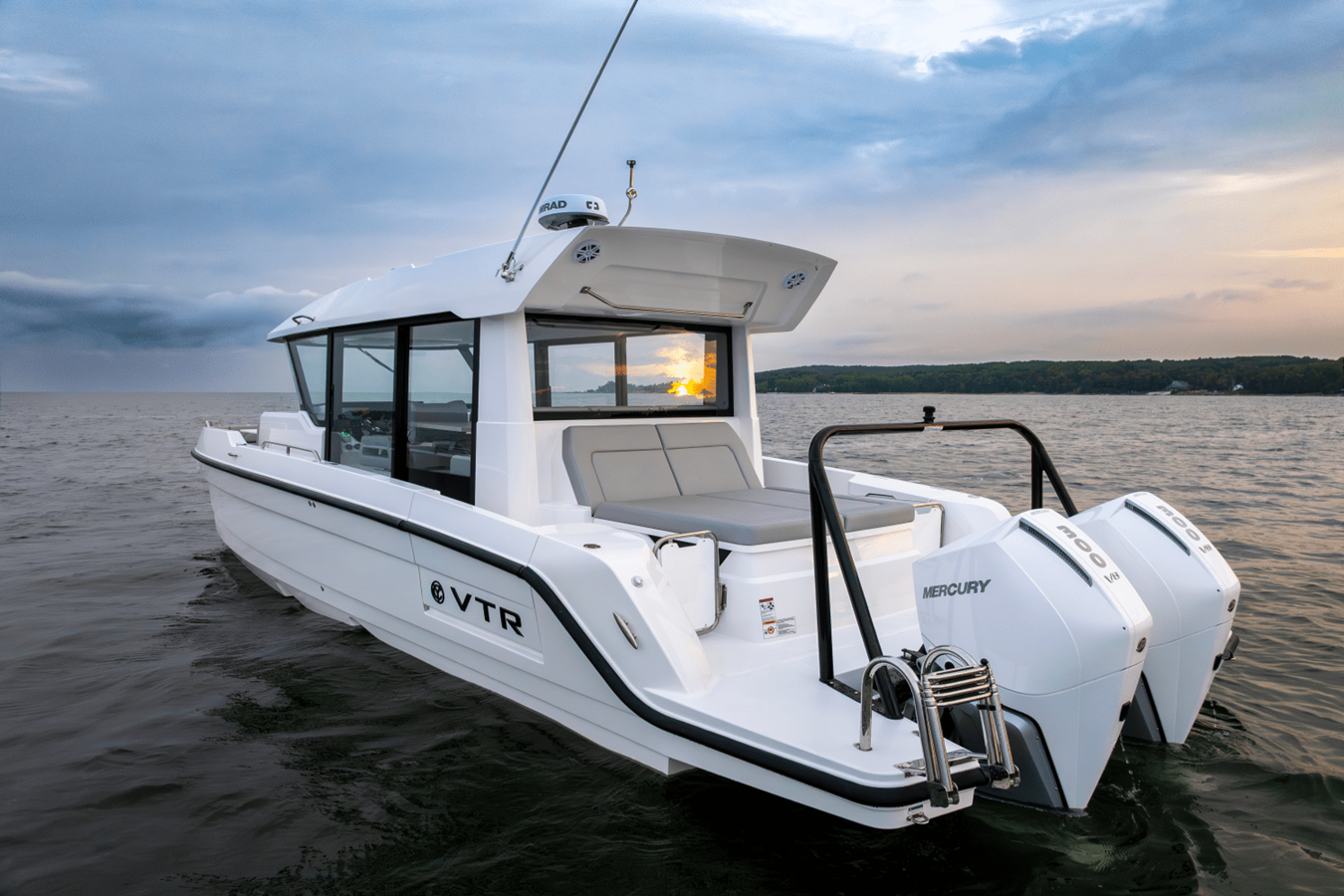 CRUISERS YACHTS 38 VTR, photo 5