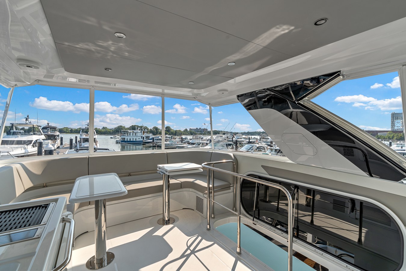 CRUISERS YACHTS 50 FLY, photo 45