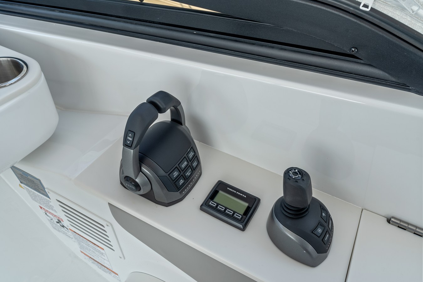 CRUISERS YACHTS 50 FLY, photo 49