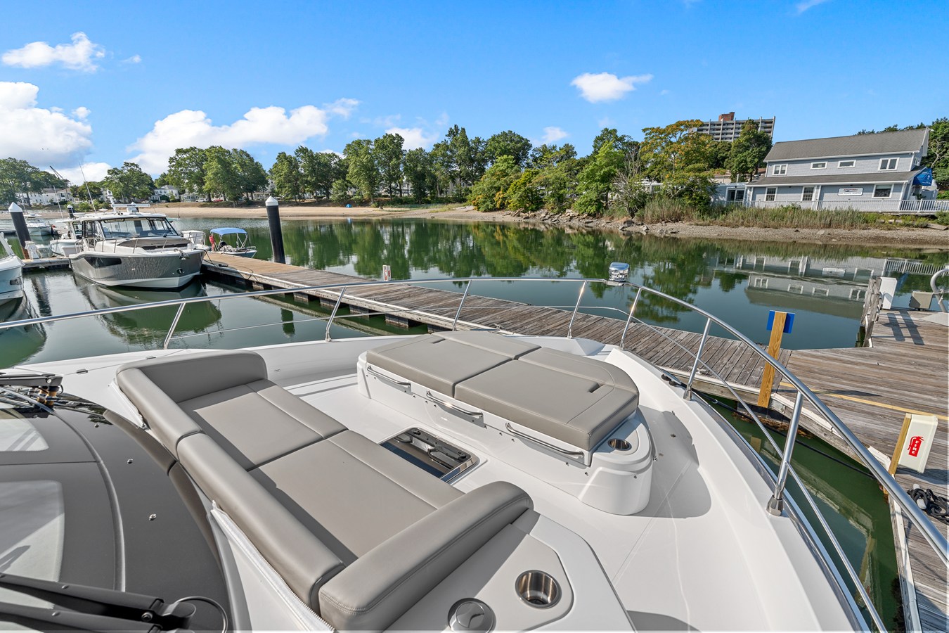 CRUISERS YACHTS 50 FLY, photo 57