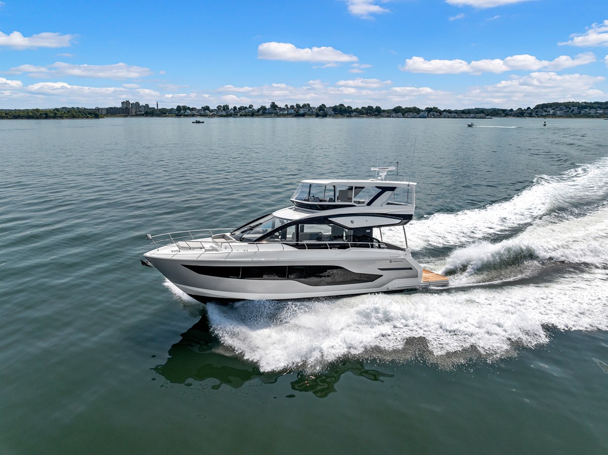 CRUISERS YACHTS 50 FLY, photo 59