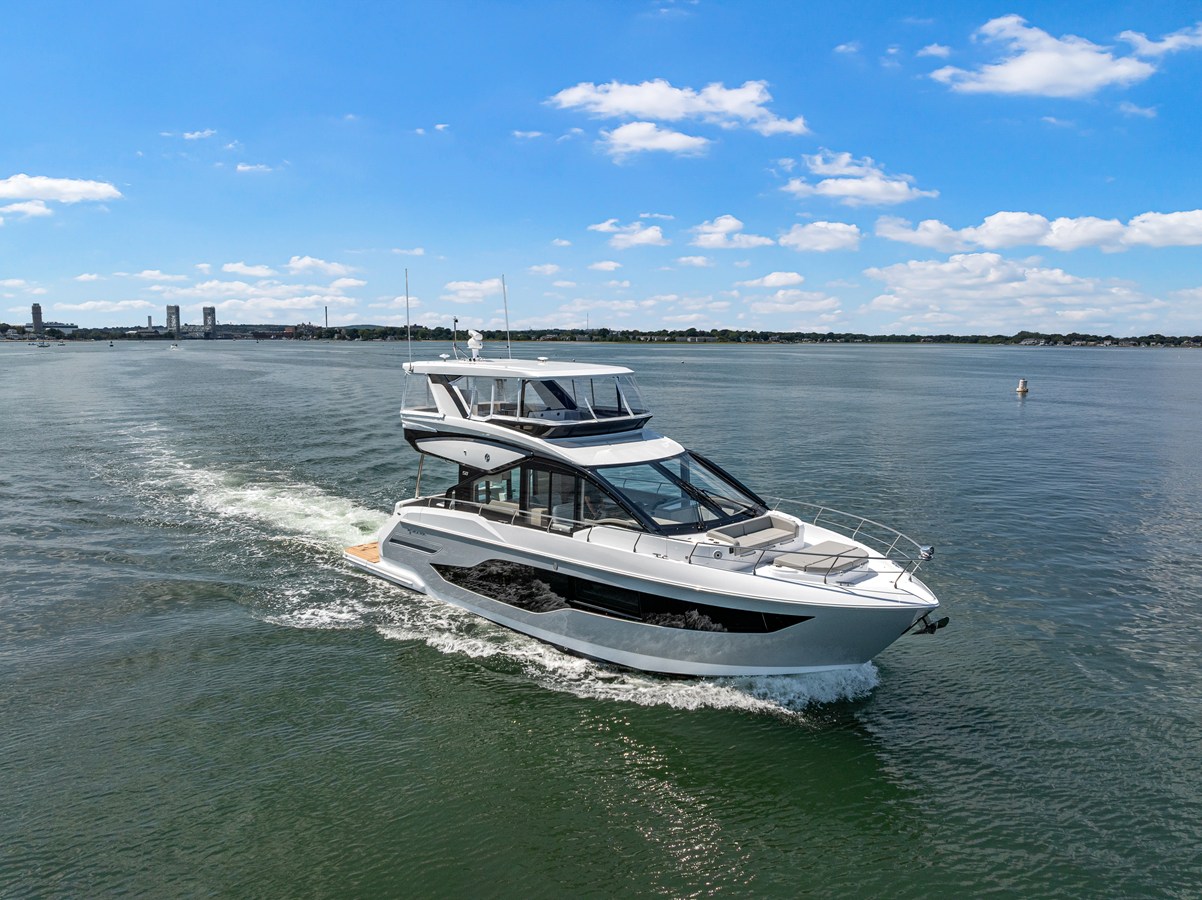 CRUISERS YACHTS 50 FLY, photo 62