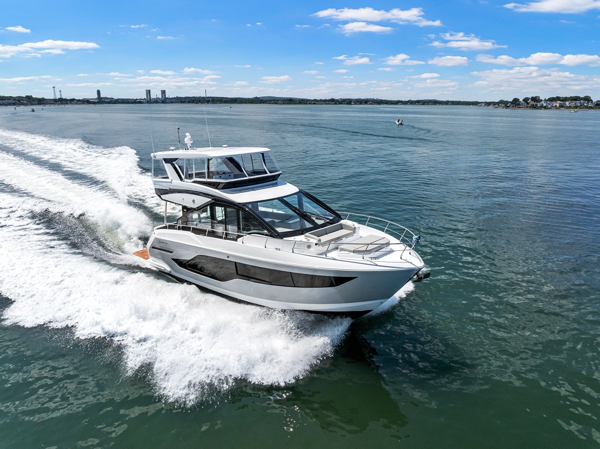 CRUISERS YACHTS 50 FLY, photo 63