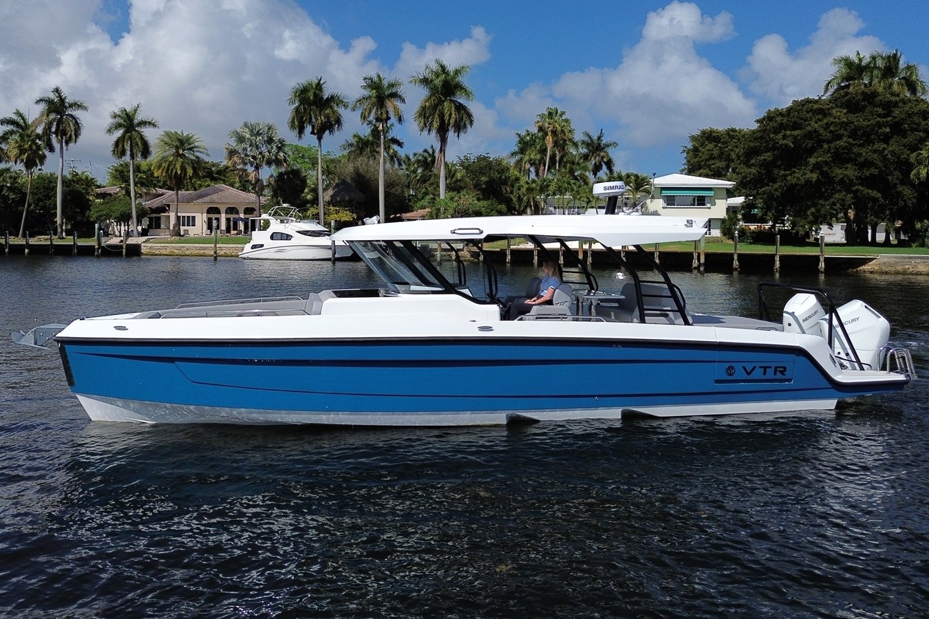 Cruisers Yachts 38 VTR — 2026 Cruisers Yachts 38 VTR — photo 3