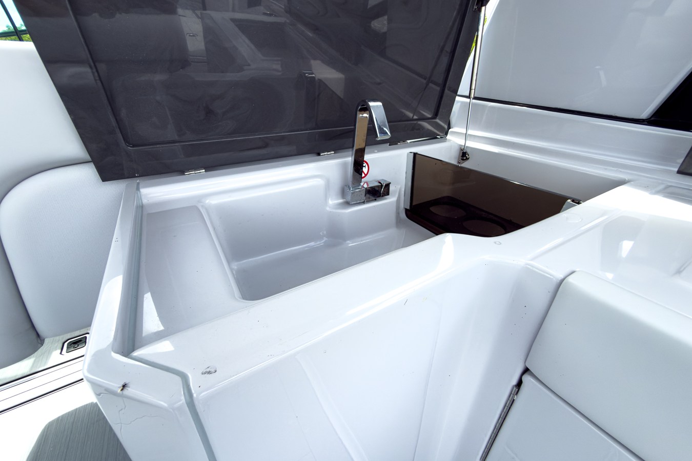 AVIARA AV32 OUTBOARD, photo 10