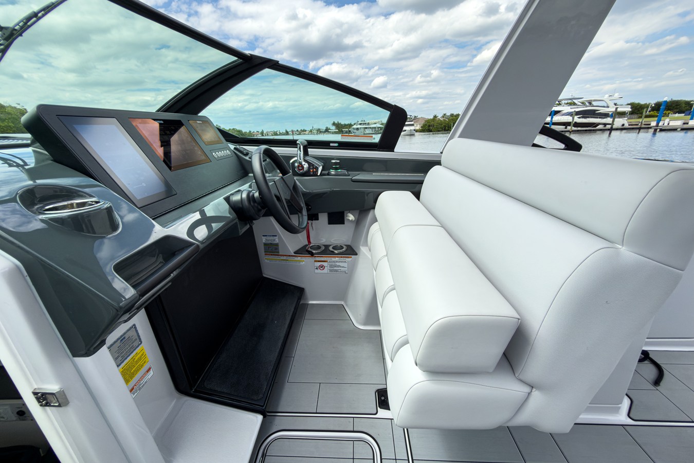 AVIARA AV32 OUTBOARD, photo 12