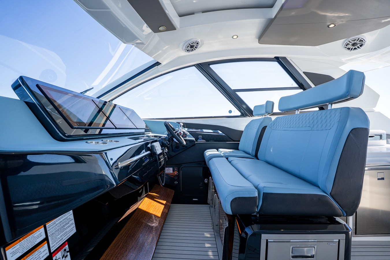 CRUISERS YACHTS 50 GLS OB, photo 34