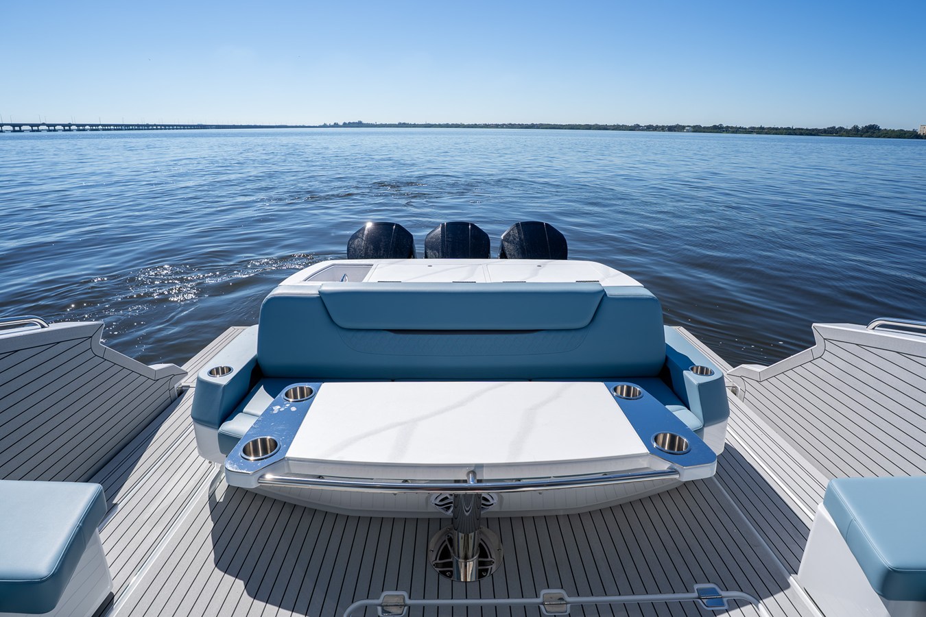CRUISERS YACHTS 50 GLS OB, photo 46