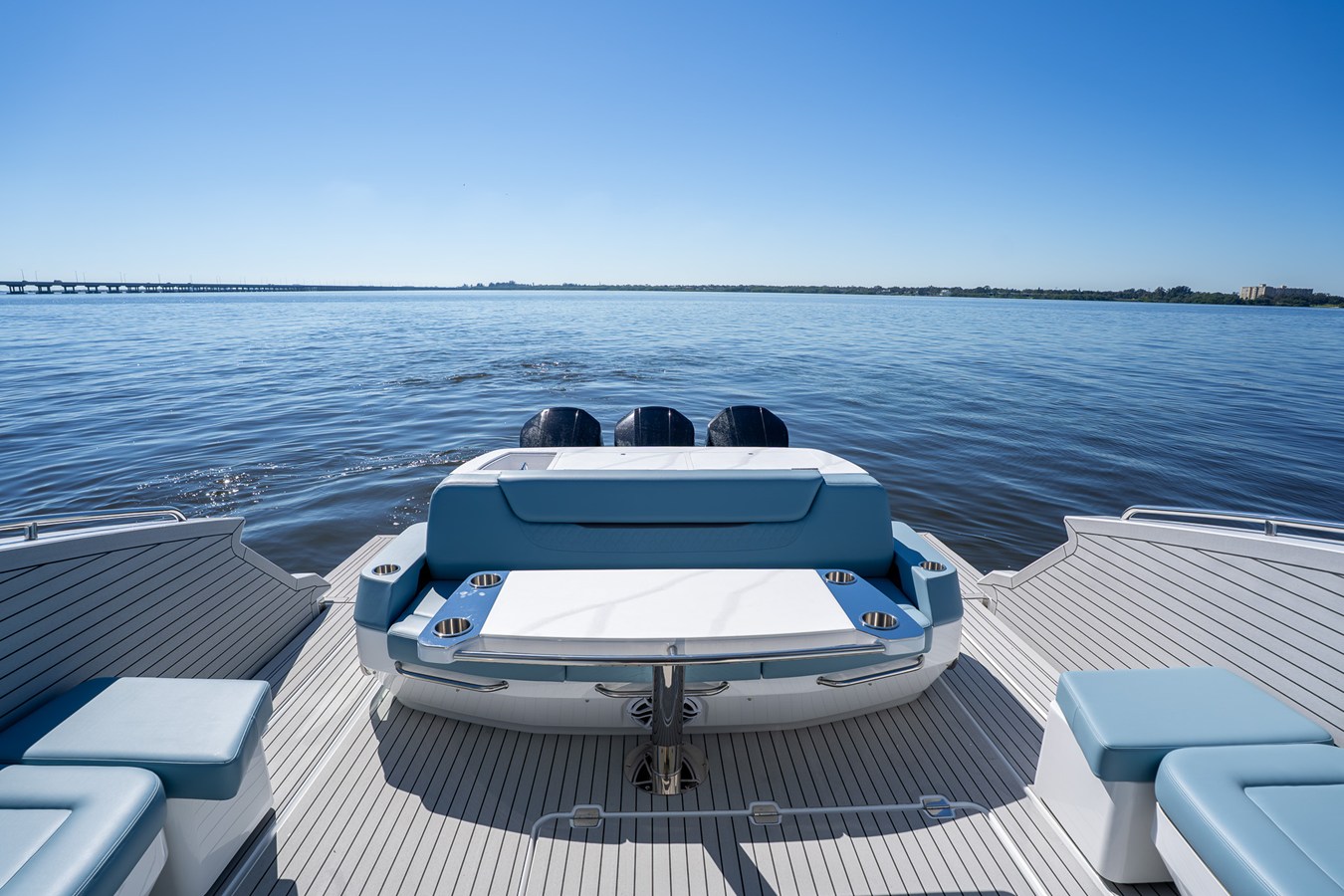 CRUISERS YACHTS 50 GLS OB, photo 47