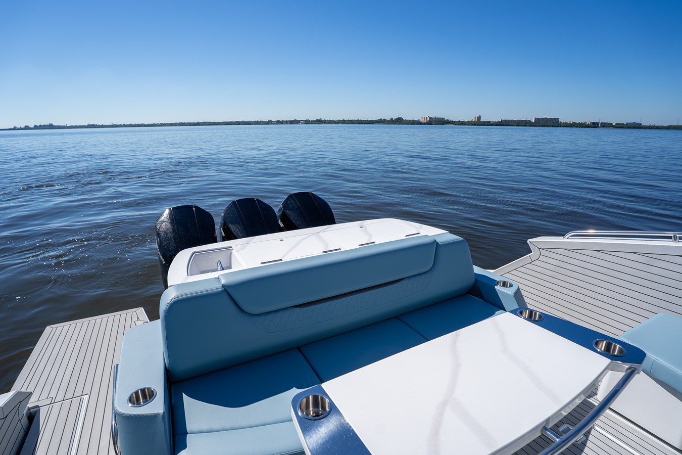 CRUISERS YACHTS 50 GLS OB, photo 48