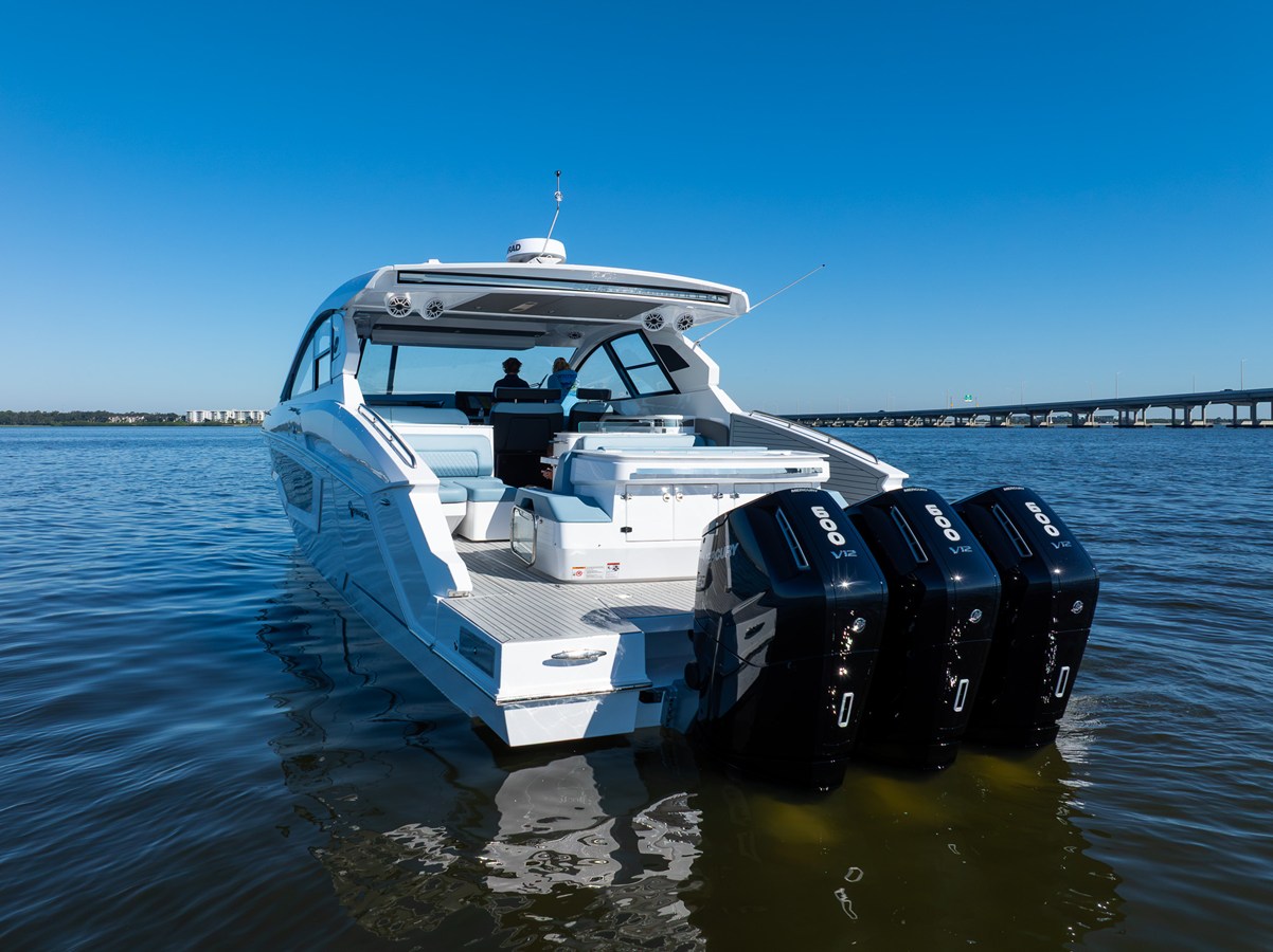 CRUISERS YACHTS 50 GLS OB, photo 65