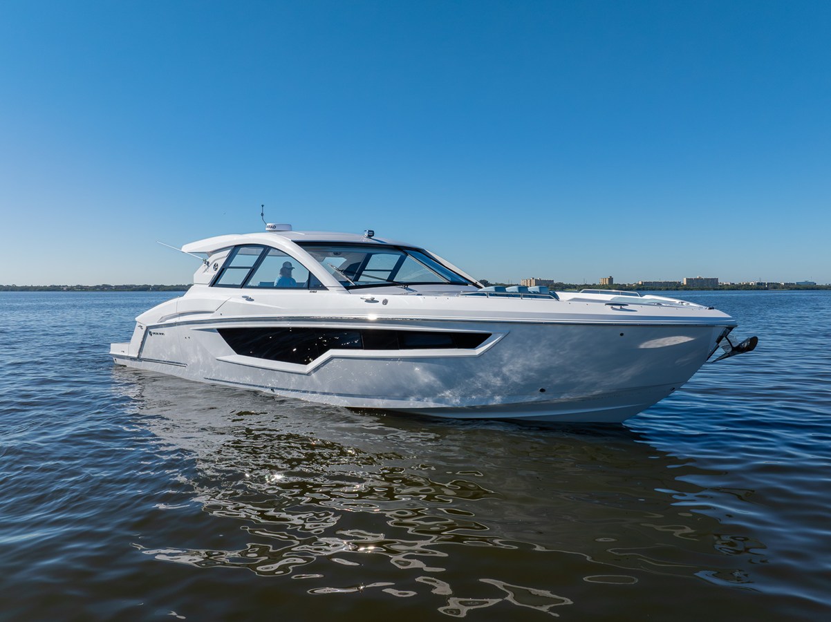 CRUISERS YACHTS 50 GLS OB, photo 67